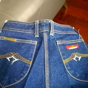 VINTAGE Jordache Jeans